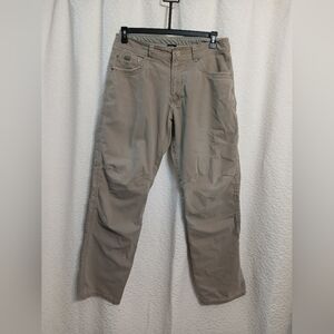 Men's Stylish KUHL Cargo Pants in Tan